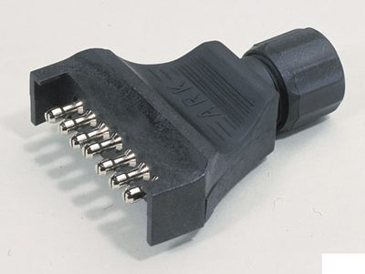 7 pin flat plastic plug